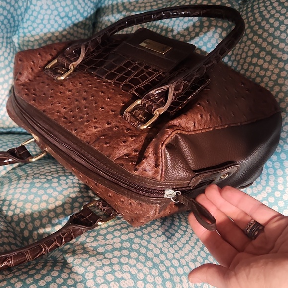 Brown Crocodile US Polo Embossed Leather Handbag - Picture 10 of 12